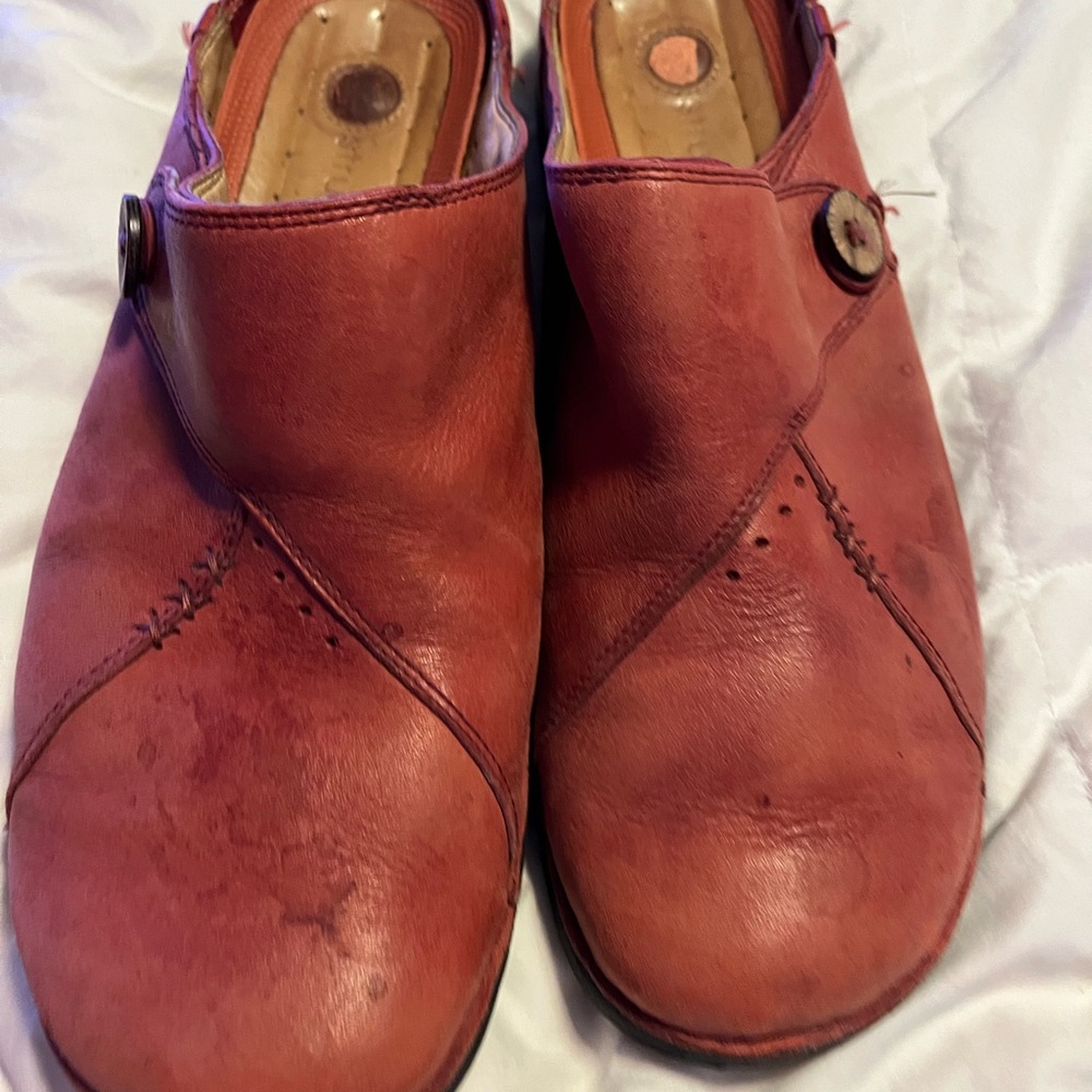 Clarks Women's Red Leather Mules